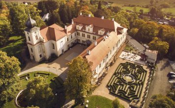 Ubytování na zámku Loučeň