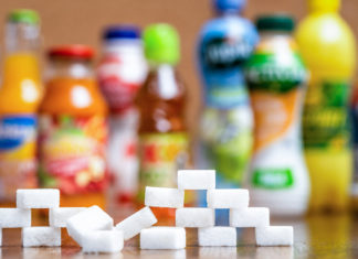 Víme vlastně kolik cukru pijeme?
